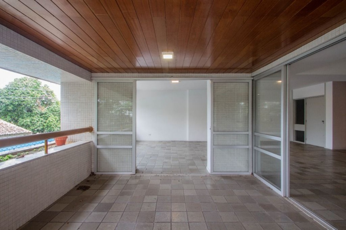 Apartamento para alugar com 4 quartos, 310m² - Foto 3