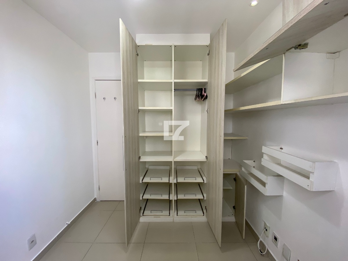 Apartamento para alugar com 3 quartos, 70m² - Foto 8